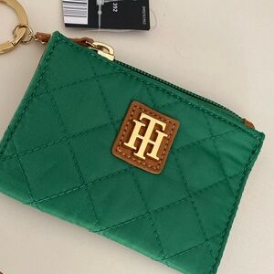 NWT 💚Tommy Hilfiger change purse with key ring